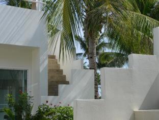 The Beach Village Resort - 9