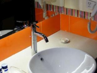 Golden Flower by KAGUM Hotels - Bandung - 5