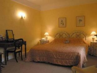 Worsley Arms Hotel - 8