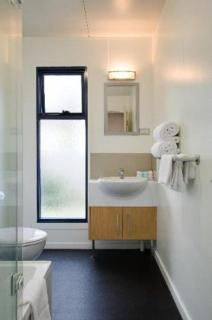 Swansea Beach Chalets - 3