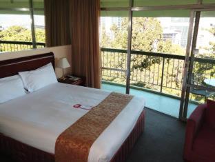 Madison Tower Mill Hotel - 9