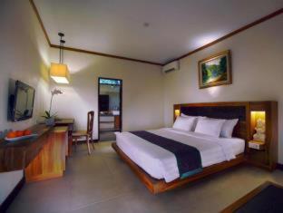 Aston Sunset Beach Resort - Gili Trawangan - 8