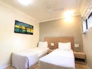 City Plaza Apartments - 6
