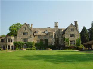 Stonehouse Court Hotel - A Bespoke Hotel - 3