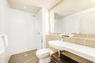 Abode Woden - 4