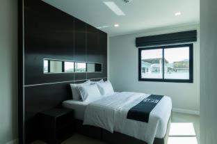 Triple Z Hotel - 6