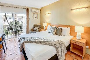 Coral Tree Inn - 7