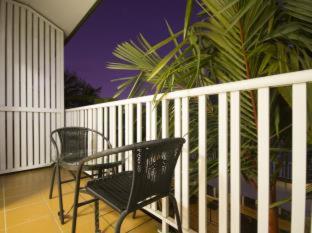 Coral Tree Inn - Cairns - 5