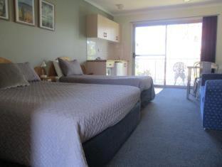 South Seas Motel - 5