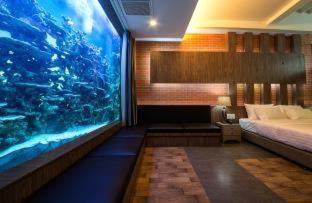 V20 Boutique Jacuzzi Hotel - Bangkok - 3