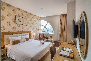 Royal Family Hotel - 4