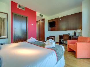 Hospedium Hotel Valles de Gredos Golf - Talayuela - 3