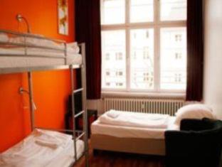 Metropol Hostel Berlin - Berlin - 9