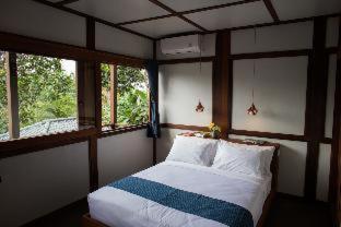 Suarapura Resort & Spa - 3