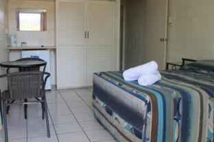 Oasis Inn Apartments - Cairns - 2