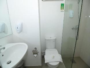 The Win Hotel Surabaya - Surabaya - 3