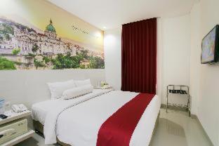 The Win Hotel Surabaya - Surabaya - 1