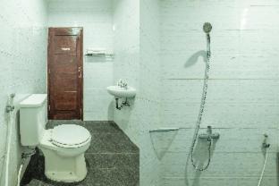 Sans Hotel Widarasari Cirebon - 2
