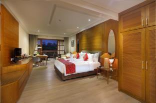 Royal Tulip Springhill Resort Jimbaran - Jimbaran - 6
