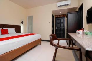 RedDoorz Plus near Halim Perdanakusuma 2 - Jakarta - 4