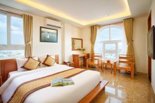 Titan Hotel Da Nang - Danang - 3