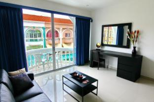 East Suites - 6
