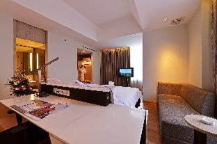 FOX Hotel Pekanbaru - Pekanbaru - 2