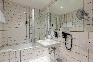 Trip Inn Hotel Messe Westend - Frankfurt am Main - 9