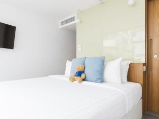 S Box Sukhumvit Hotel - 3