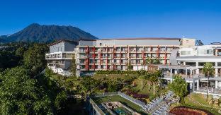 Pesona Alam Resort & Spa - 8