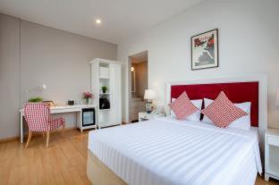 White Tree Residence - 1