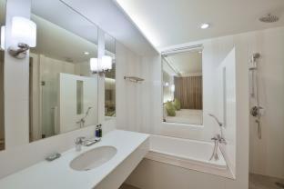 Hisea Huahin Hotel - 1