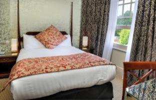 The Crown Manor House Hotel - 7