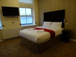 Trivelles Seaforth - Bootle - 8