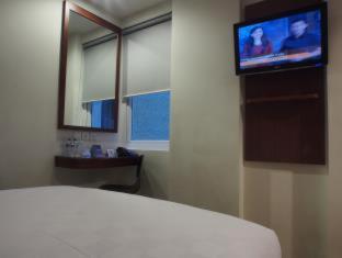 M Hotel - Jakarta - 3