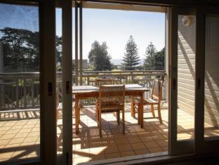 Portsea Village Resort - 5