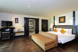 Andaman White Beach Resort - SHA Plus - Nai Thon Beach - 8
