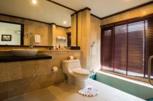 Andaman White Beach Resort - SHA Plus - Nai Thon Beach - 4