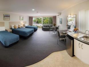 Fairway Motor Inn - 8