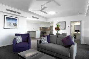H on Mitchell Apartment Hotel - Darwin - 1