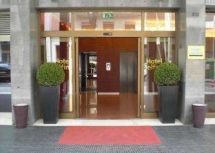 Hotel Delfino Venezia Mestre - Mestre - 8