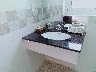 Sugar Land Villa Hotel - 2