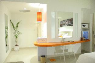 HARRIS Hotel Samarinda - Samarinda - 8