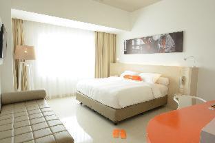 HARRIS Hotel Samarinda - Samarinda - 7