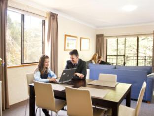 Oxley Court Serviced Apartments - Canberra - 5