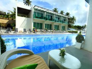 KC Beach Club & Pool Villas - 7