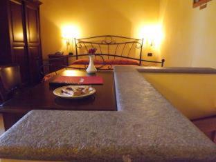 Relais Il Postiglione - Antica Posta dei Chigi - 1