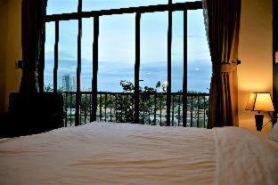 Oasis Hotel & Apartment - 1