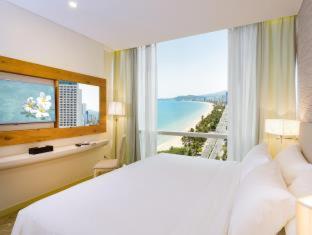Diamond Bay Hotel - 1