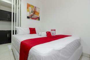 RedDoorz Plus @ Pasar Baru - Giacarta - 9